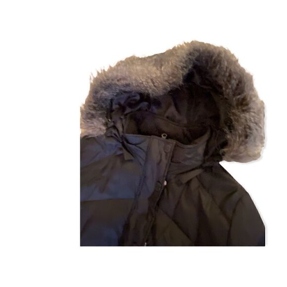 EUC GAP hooded winter jacket in black - Picture 13 of 15